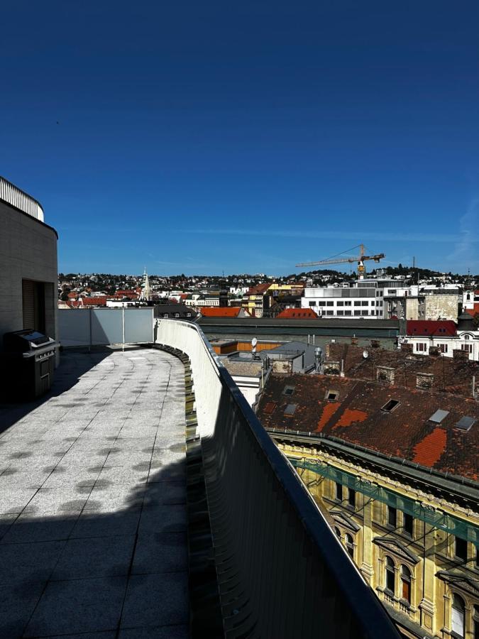 Luxury Penthouse At The Historical Centre With Free Parking Διαμέρισμα Μπρατισλάβα Εξωτερικό φωτογραφία